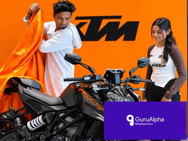 بھارتی طالبہ کا سونا چوری کر کے تحفہ دینے کا کیس: بائیک ملتے ہی بوائے فرینڈ فرار