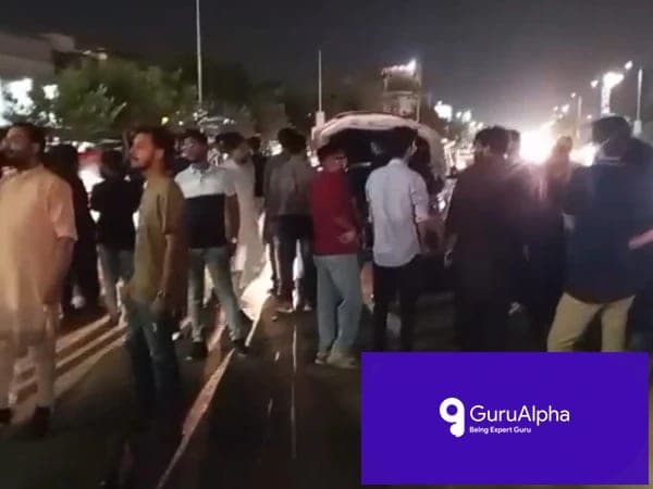 کراچی: میر رضا کے حامیوں کا مظاہرہ گروہی تصادم میں تبدیل، قانون نافذ کرنے والے ادارے بے بس