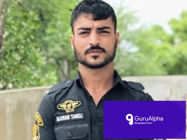 کورنگی میں ڈاکوؤں کی فائرنگ سے زخمی کانسٹیبل کی شہادت: کراچی کی پولیسنگ کا بڑھتا ہوا بحران